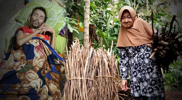 Gambar banner Penyakit Liver Habisi Seluruh Tubuhnya, Kini Hidup Supardi Bergantung Pada Operasi Gambar banner Penyakit Liver Habisi Seluruh Tubuhnya, Kini Hidup Supardi Bergantung Pada Operasi
