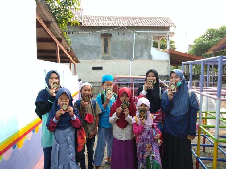 Gambar banner Bantu mudahkan para pengafal Al Quran dengan ketersediaan Al Quran