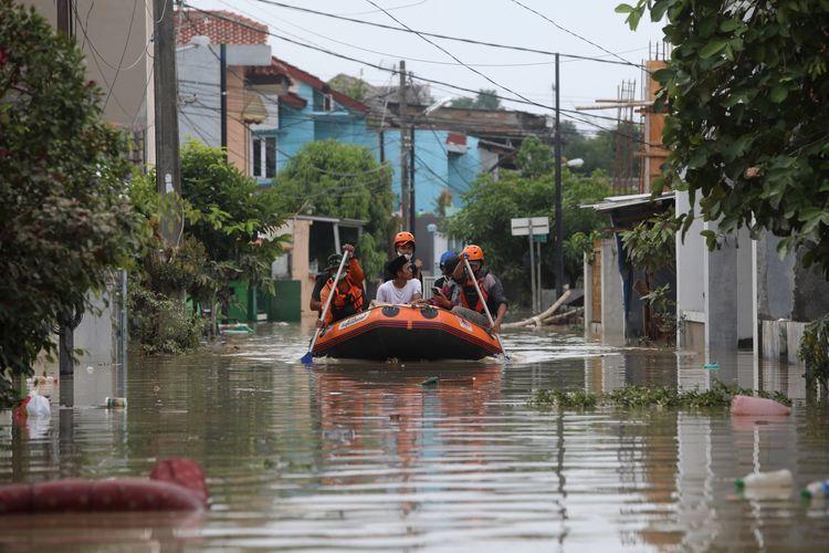 Gambar banner Bantu Segera Korban Terdampak banjir Bekasi DKI Gambar banner Bantu Segera Korban Terdampak banjir Bekasi DKI