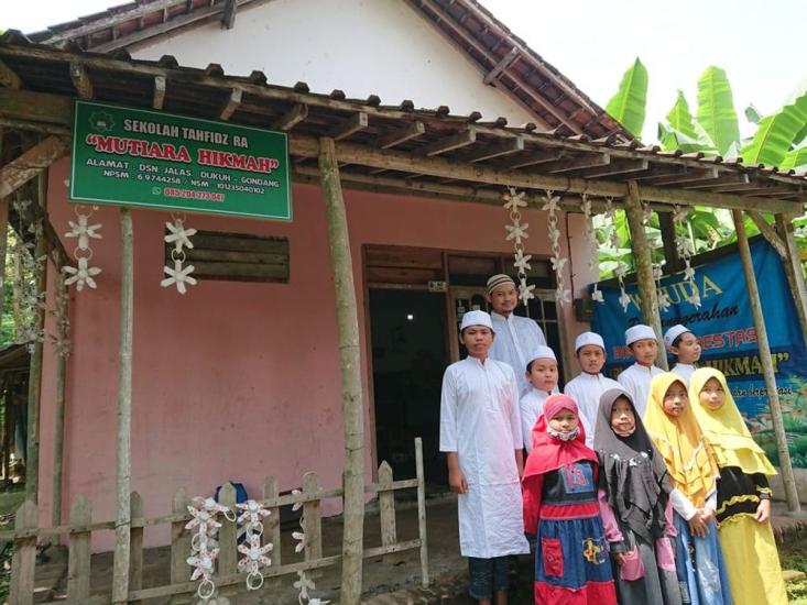 Gambar banner Bangun Rumah Quran Layak di Pelosok Tulungagung Gambar banner Bangun Rumah Quran Layak di Pelosok Tulungagung