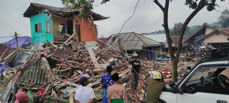 Banner program Hunian Sementara Masyarakat Terdampak Bencana