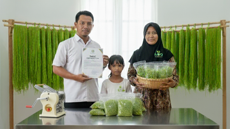 Banner program GARUT - Zakat untuk Startup Industri Rumah Tangga Produsen Mie Kelor
