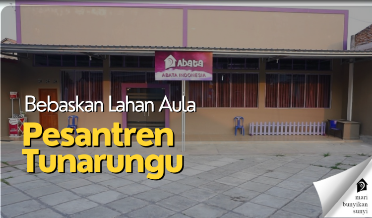 Banner program Bebaskan Lahan Aula Pesantren