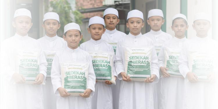 Gambar banner BERAS UNTUK SANTRI YATIM DAN DHUAFA