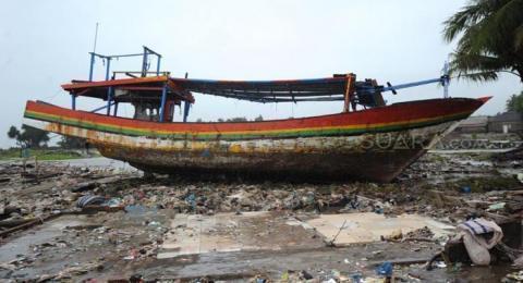 Gambar banner Bantu Nelayan Korban Tsunami Berlayar Lagi