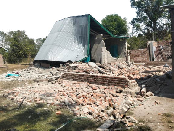 Gambar banner Bantu Penyintas Terdampak Bencana Gempa NTT