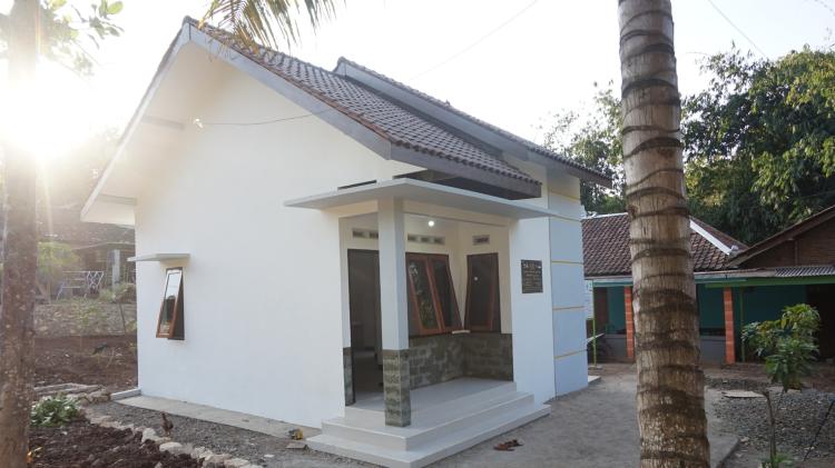 Gambar banner BANGUN RUMAH UNTUK KELUARGA TIDAK MAMPU