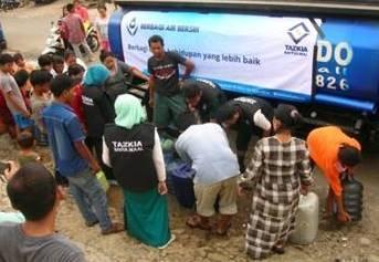 Gambar banner Mari Bantu Puluhan Kecamatan ini, Mereka Membutuhkan Air Bersih