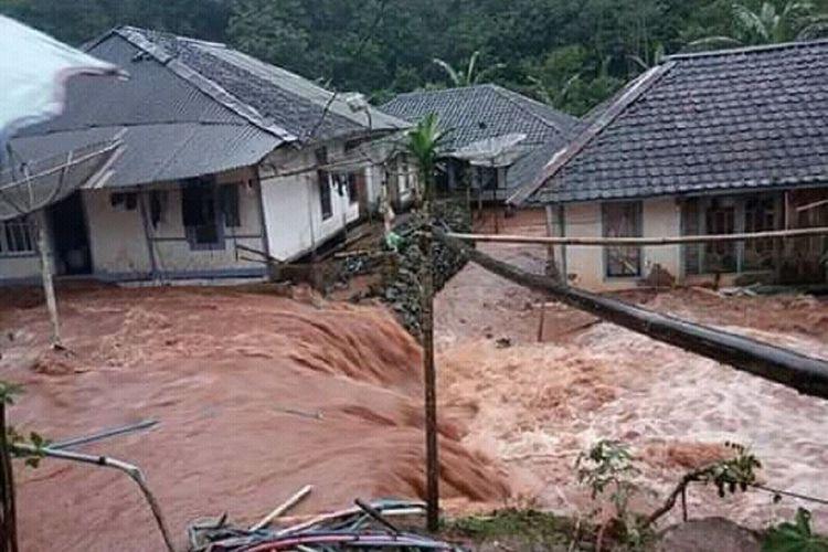 Gambar banner Bantu Warga Korban Banjir dan Longsor di Cianjur