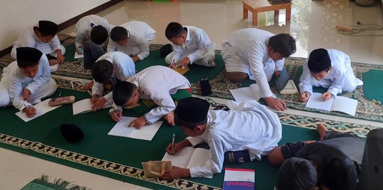 Gambar banner PROGRAM BEASISWA SANTRI YATIM DHUAFA