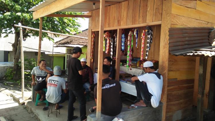 Gambar banner BANTUAN 10 KIOS  UNTUK 10 KELUARGA KURANG MAMPU