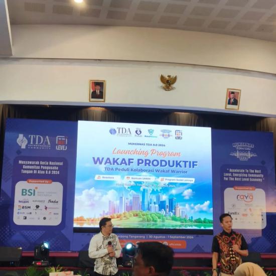 Banner Info Terbaru Wakaf Warrior dan Komunitas Pengusaha Tangan Diatas (TDA) Luncurkan Program Wakaf Produktif